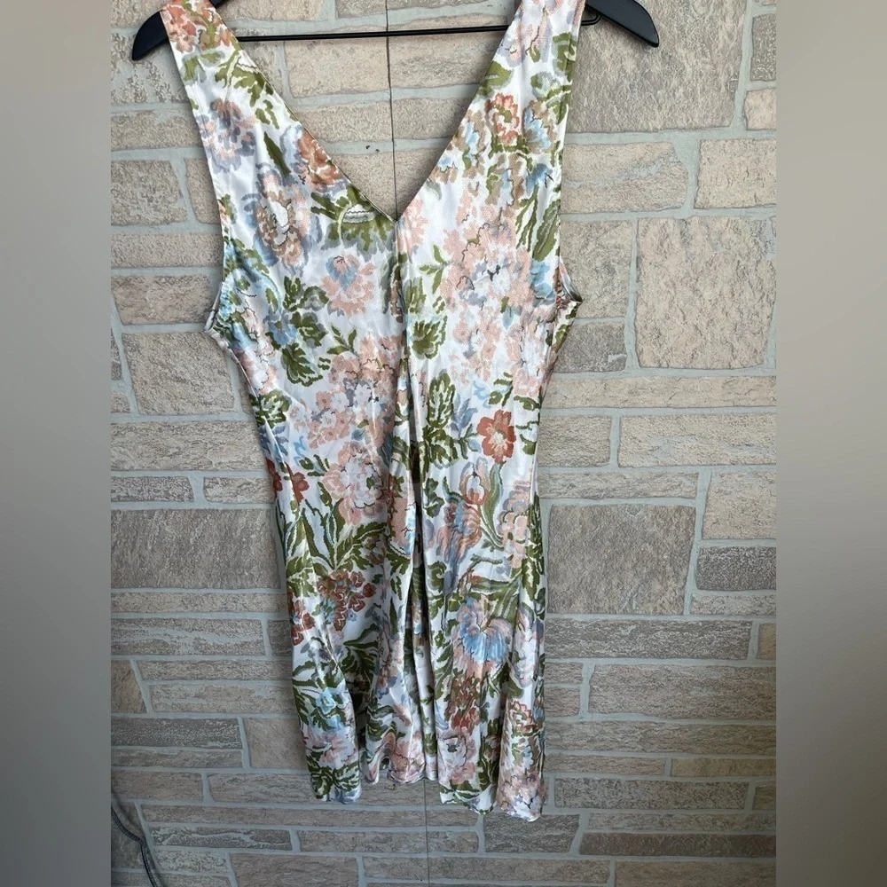 Vanity Fair Five to Nine  Floral pajamas Large‎ - Picture 3 of 6